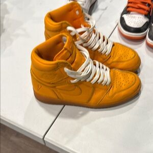 Nike Air Jordan 1 Retro High OG Gatorade Orange
